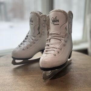 Toddler Youth size 10 Jackson Soft Skate White Ice Skates